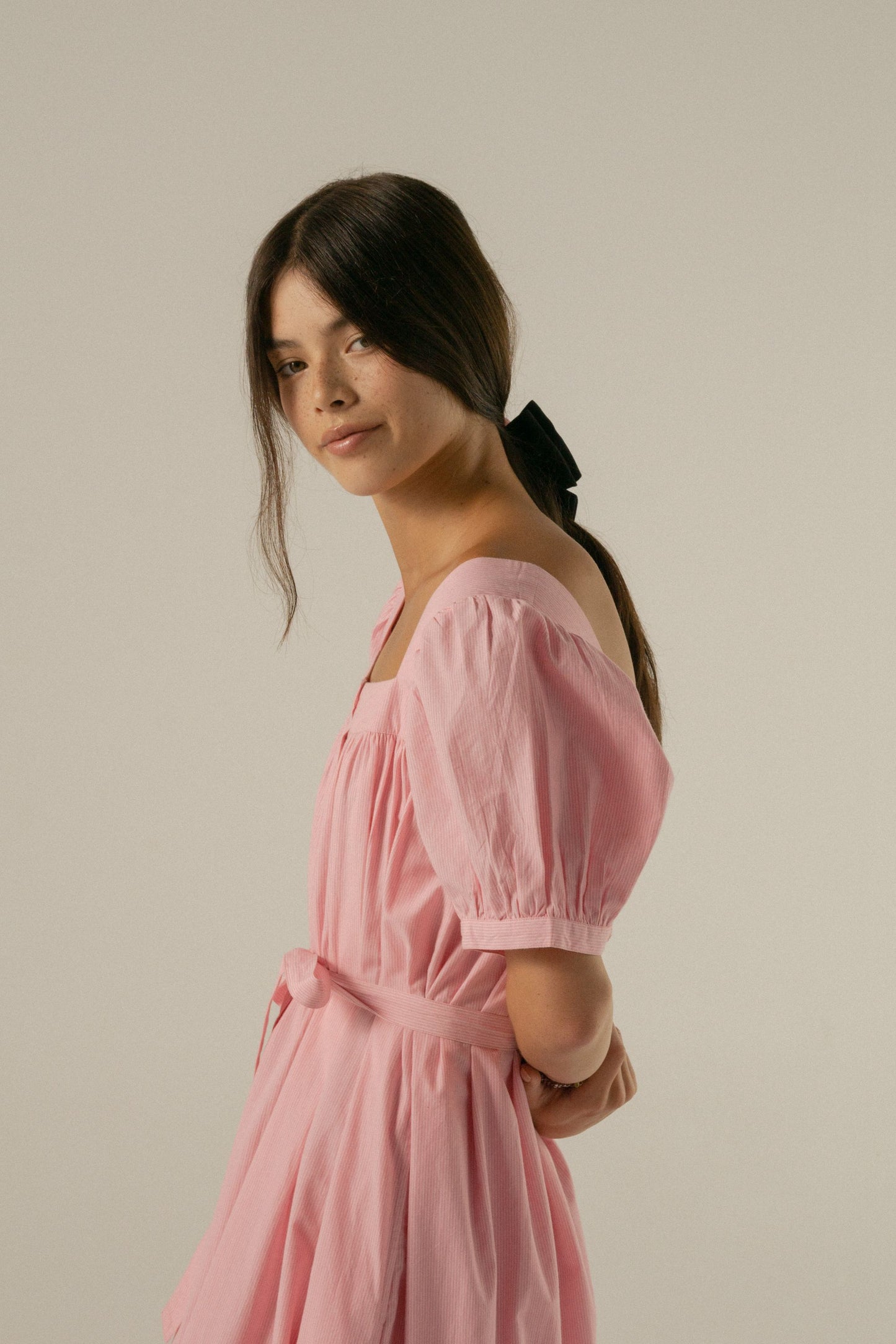 Oak Meadow - Gigi Midi Dress in Juni Rose Pinstripe
