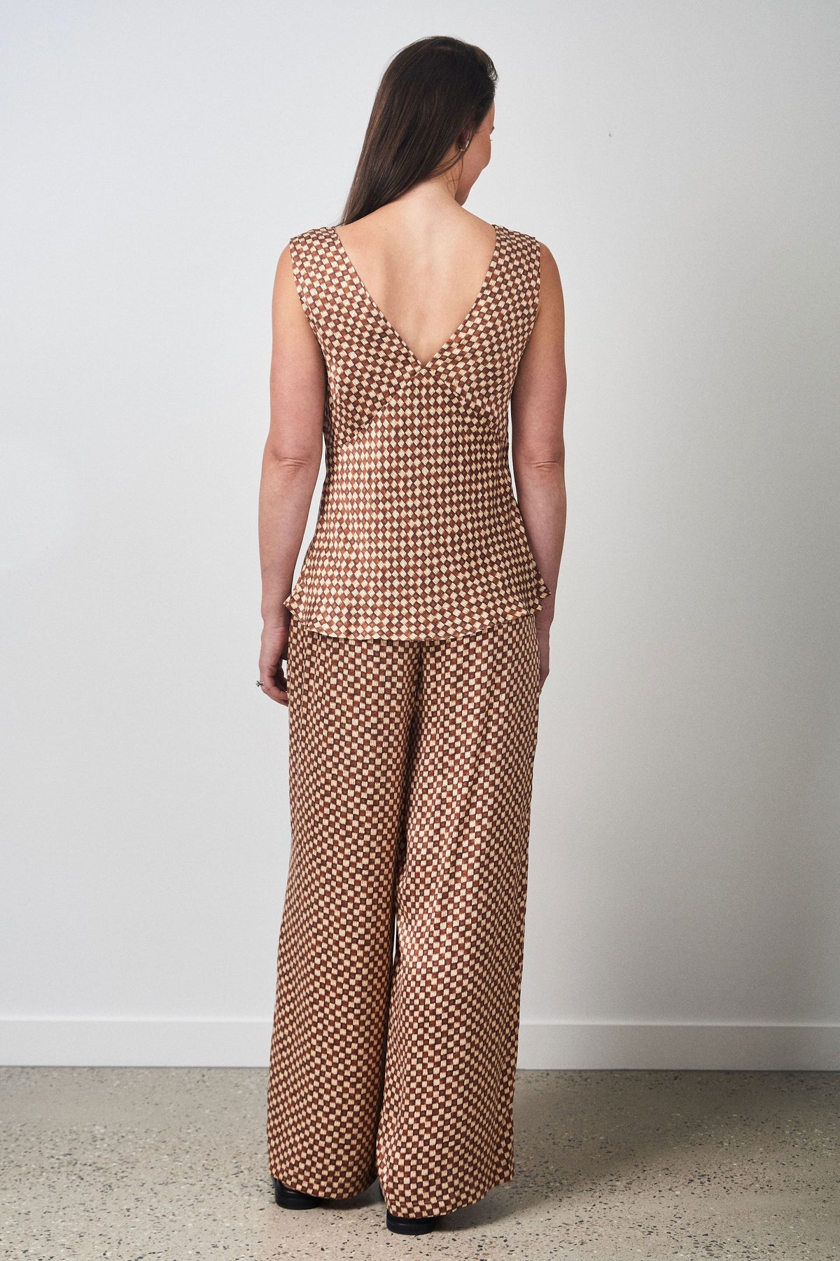 Ralf Studios - Whitehaven Top Basket Weave