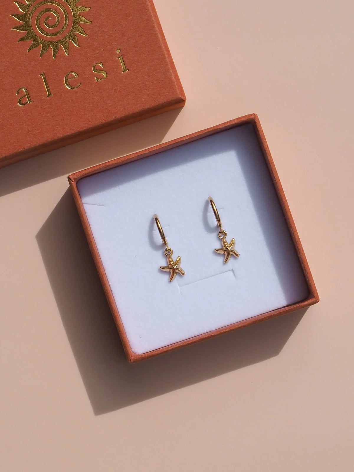 Alesi - Starfish Hoop Earrings Gold