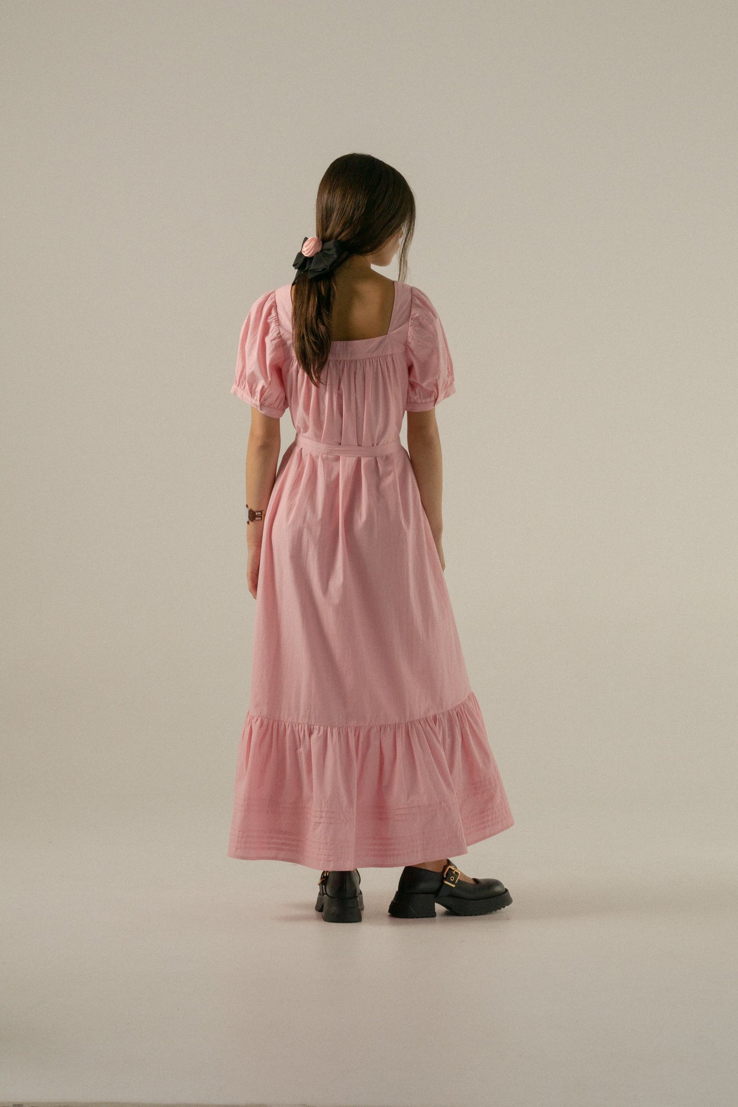 Oak Meadow - Gigi Midi Dress in Juni Rose Pinstripe