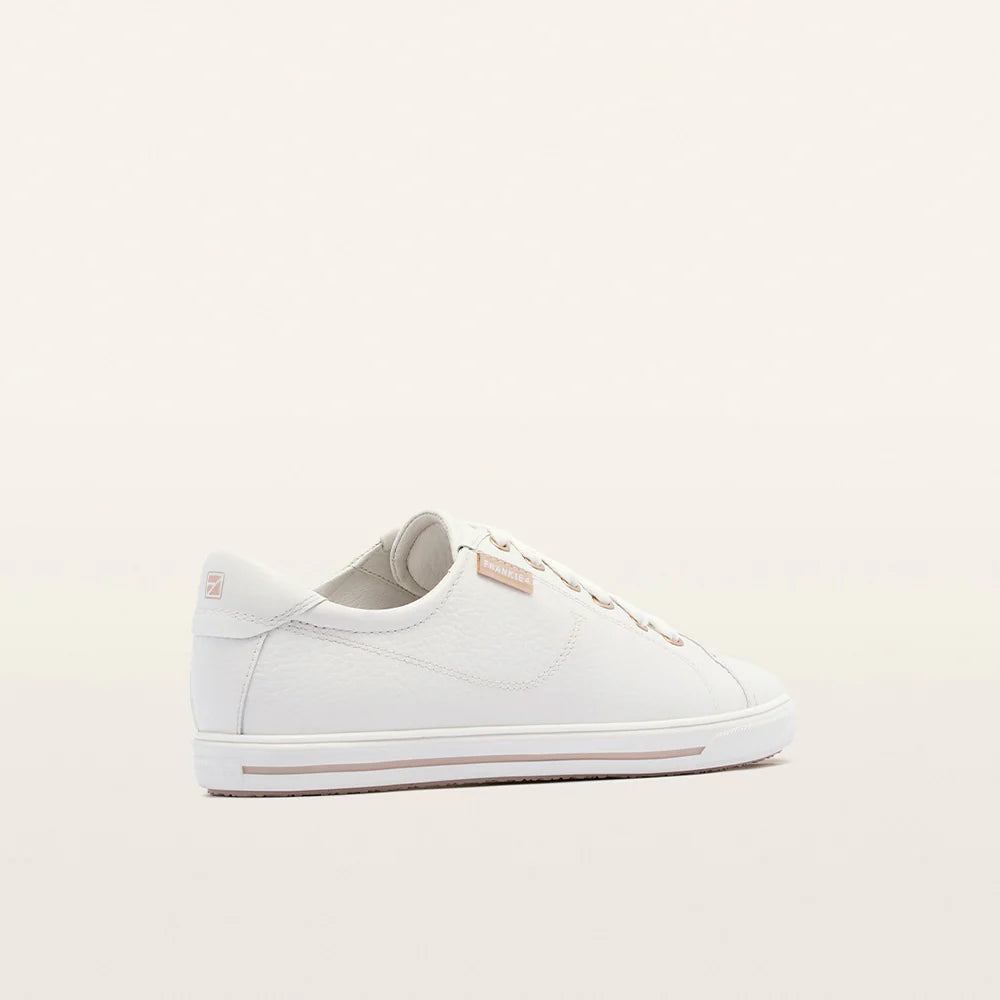 FRANKIE4 - Nat III White Pebbled