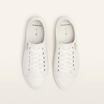 FRANKIE4 - Nat III White Pebbled