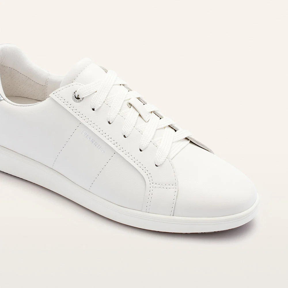 FRANKIE4 - Jackie V Soft White/Light Blue Metallic