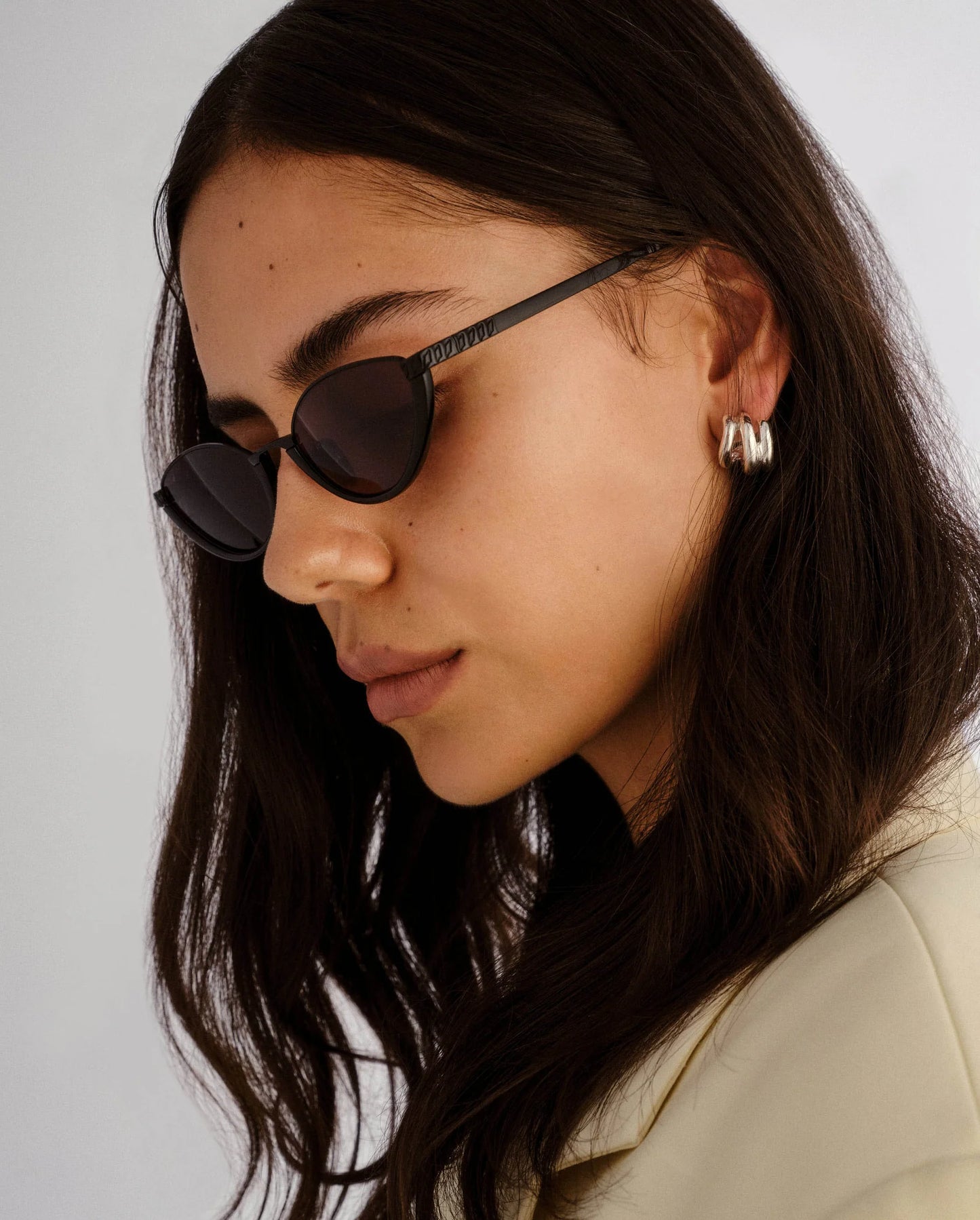 Luv Lou - The Lia Black