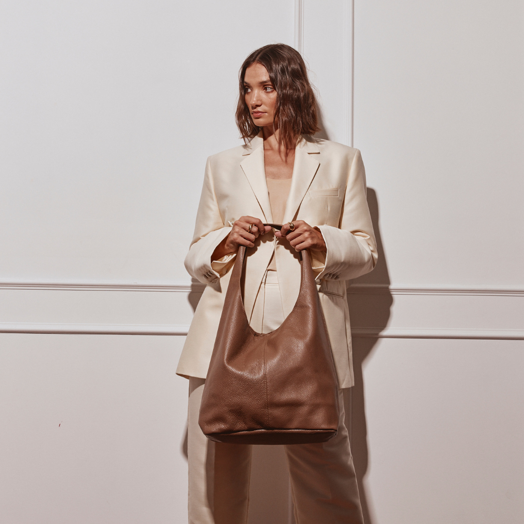 Vestirsi - Scarlett Leather Hobo Milk Chocolate