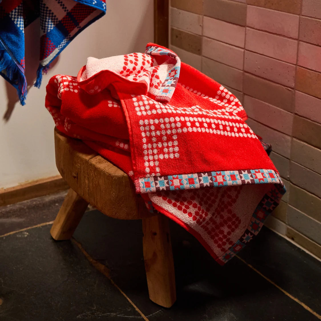 Sage & Clare - Bonny Bath Sheet Poppy