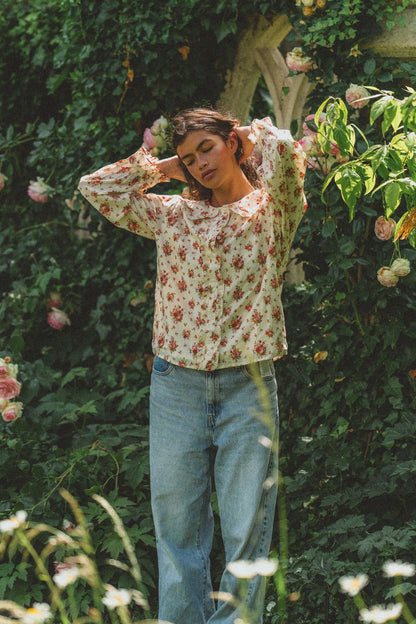Oak Meadow - Billie Long Sleeve Blouse in Farmhouse Bloom
